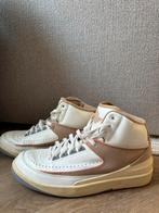 Nike Air Jordan 2 in een luxe wit/beige, Ophalen of Verzenden, Zo goed als nieuw, Roze, Sneakers of Gympen