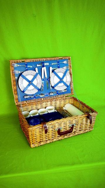 Vintage Optima Picnic Basket | Complete Blue Floral Set beschikbaar voor biedingen