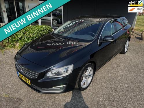 Volvo V60 1.6 D2 Summum ECC/NAV/CRUISE/PDC V+A APK+NAP, Auto's, Volvo, Particulier, Te koop, V60, ABS, Airconditioning, Bluetooth