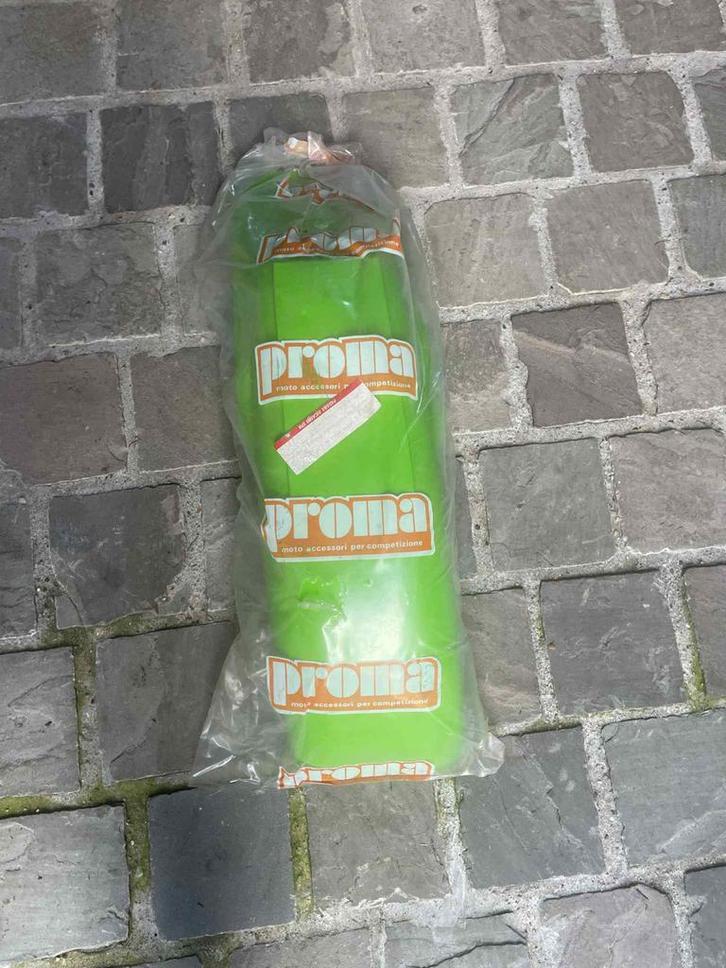 NOS Proma Crosser Spatborden Old Stock, Fietsen en Brommers, Brommeronderdelen | Scooters, Nieuw, Overige merken, Kap, Ophalen of Verzenden