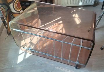 70s Space age Michel Dumas platenmeubel beschikbaar voor biedingen