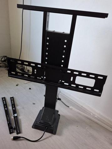 Tv-lift Flatmotion Pro-B2  beschikbaar voor biedingen
