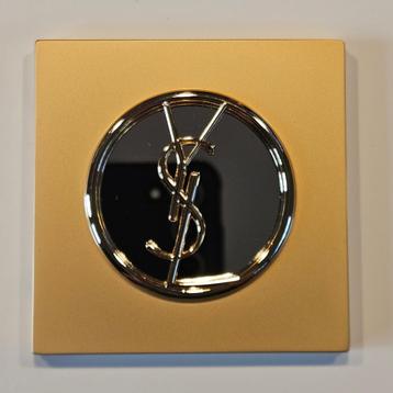 Yves Saint Laurent handspiegel beschikbaar voor biedingen