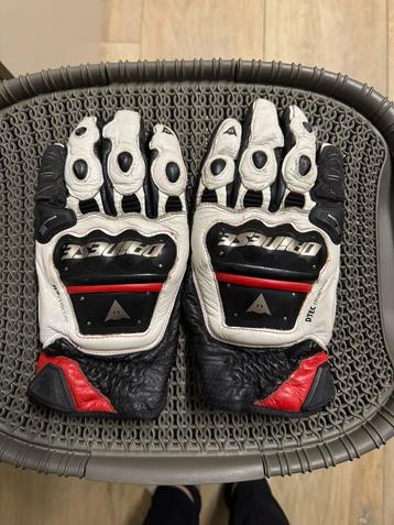 Dainese motorhandschoenen leer maat L.  Goede staat! beschikbaar voor biedingen