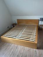 IKEA Van Bedframe - Hout, Huis en Inrichting, Ophalen, Gebruikt, Bruin, Tweepersoons