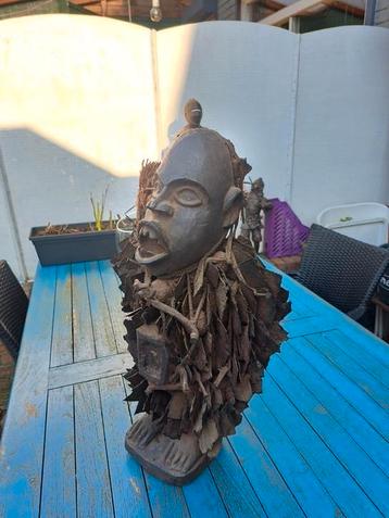 Antiek Spijkerbeeld Congo 1900. beschikbaar voor biedingen