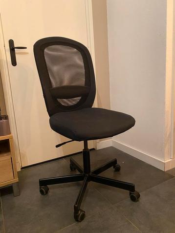 Zwarte Bureaustoel - Comfortabel & Praktisch beschikbaar voor biedingen