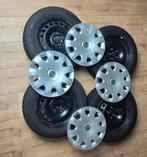 Skoda Octavia Winterbanden 15" op stalen velg met wieldop., Auto-onderdelen, Banden en Velgen, Ophalen, Gebruikt, 15 inch, Banden en Velgen