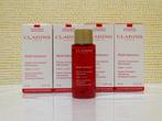 Clarins Multi-Intensif Smoothing Treatment Essence (4 proefj, Ophalen of Verzenden, Nieuw, Gehele gezicht, Verzorging