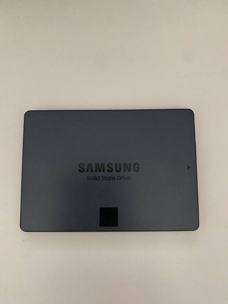 Samsung 870 QVO 4TB SSD, Computers en Software, Harde schijven, Gebruikt, Desktop, Intern, SSD, SATA, Ophalen of Verzenden