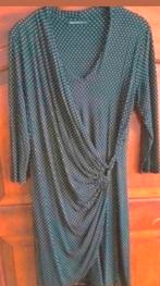 Zwart met wit tricot polkadot jurkje van Expresso XL 42-44, Zwart, Maat 42/44 (L), Zo goed als nieuw, Knielengte