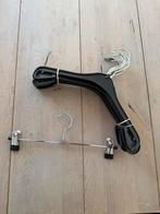 Grote partij kledinghangers en broekhangers, Ophalen, Gebruikt, Kunststof, Volwassenen