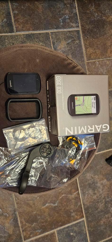 Garmin Edge 830, Fietsen en Brommers, Fietsaccessoires | Fietscomputers, Zo goed als nieuw, Draadloos, GPS, Waterdicht, Ophalen of Verzenden