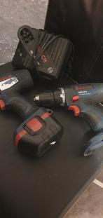 2 bosch blauw accu schroefdraaiers, Doe-het-zelf en Verbouw, Gereedschap | Boormachines, Ophalen of Verzenden, Zo goed als nieuw