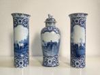 Petrus Regout kaststel vazen Delfts blauw, Ophalen of Verzenden