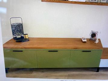 Olijfgroen TV Meubel - Italiaans Design beschikbaar voor biedingen