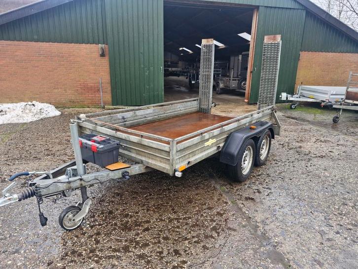 Humbaur machinetransporter 2500kg, Auto diversen, Aanhangers en Bagagewagens, Zo goed als nieuw, Ophalen