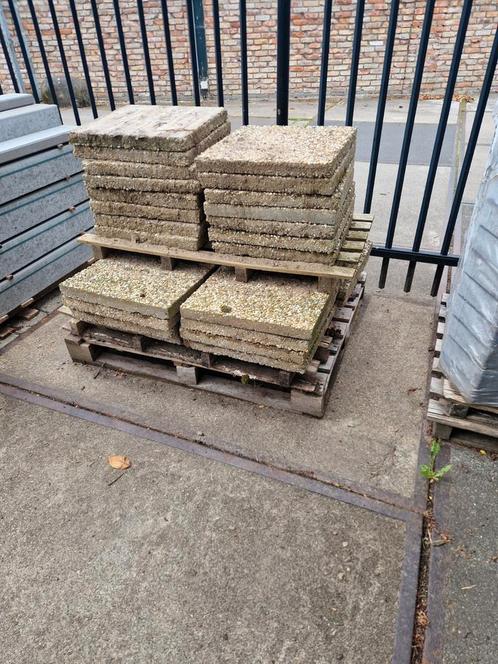 50x50x5 cm grindtegels gebruikt op pallets, Tuin en Terras, Tegels en Klinkers, Gebruikt, Terrastegels, Beton, 10 m² of meer, Ophalen