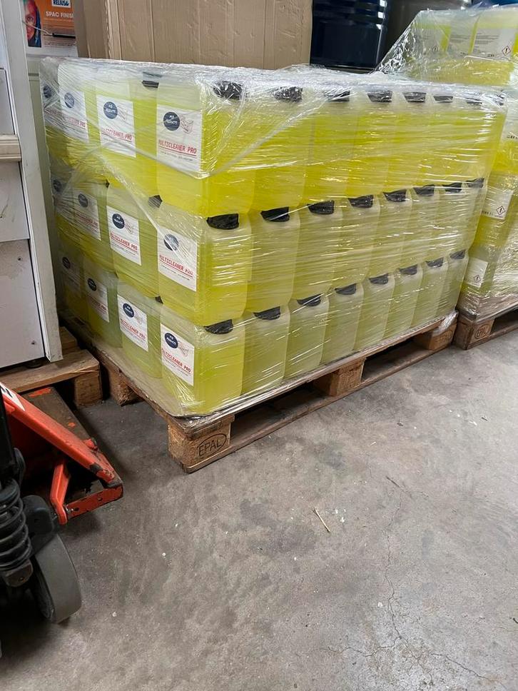 Multicleaner Pro - Pallet met 100 Jerrycans partijhandel, Huis en Inrichting, Schoonmaakartikelen, Ophalen