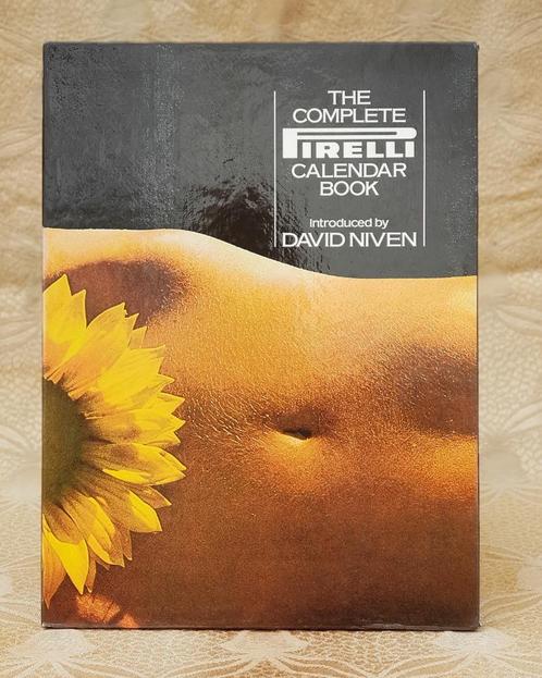 The complete Pirelli Calendar Book 1975 –  by David Niven, Boeken, Kunst en Cultuur | Fotografie en Design, Zo goed als nieuw
