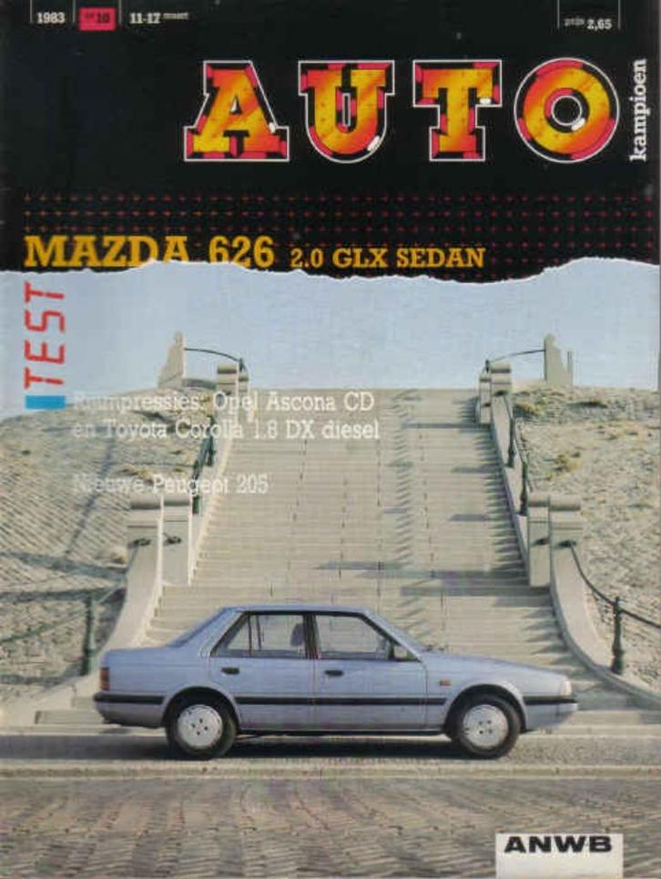 Autokampioen 10 1983 : Mazda 626 2.0 GLX - Opel Ascona CD, Boeken, Auto's | Folders en Tijdschriften, Gelezen, Algemeen, Ophalen of Verzenden