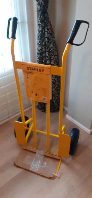 STANLEY steekwagen nieuw beschikbaar voor biedingen