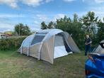 Hele nette Opblaasbare 5 persoons Quechua tent, Ophalen, Zo goed als nieuw, Tot en met 5