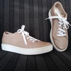 Ecco Damesschoen - Comfortabel & Stijlvol!, Ecco, Beige, Ophalen of Verzenden, Sneakers of Gympen