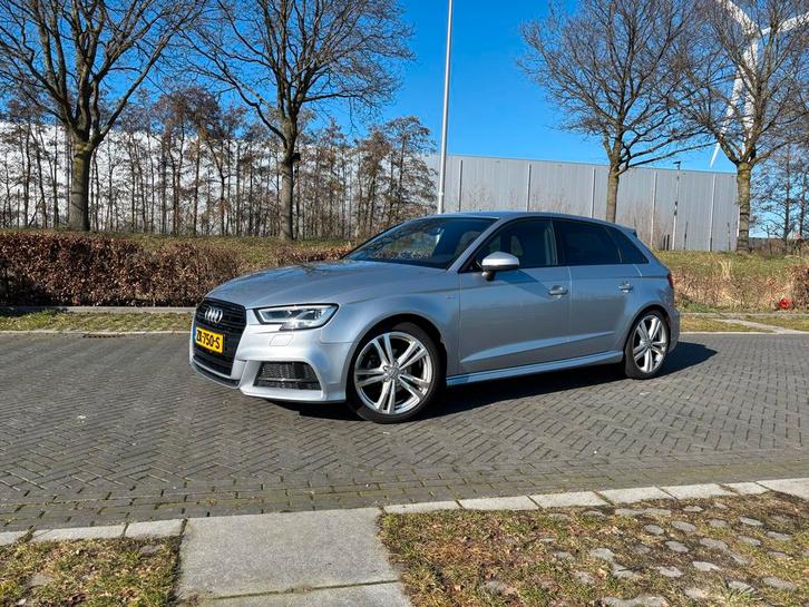 Audi A3 1.5 Tfsi 150pk CoD Ultra S-tronic 2019 Grijs, Auto's, Audi, Particulier, A3, Benzine, Hatchback, Automaat, Origineel Nederlands