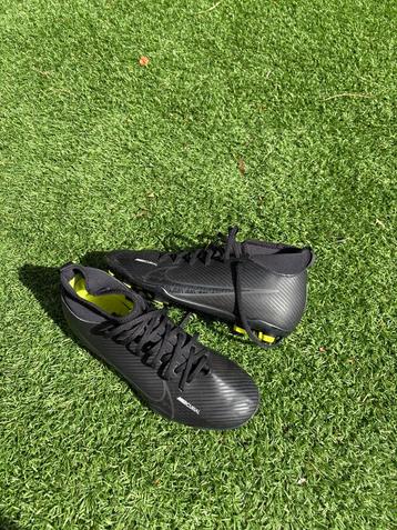 Nike Mercurial Voetbalschoenen Maat 37.5 beschikbaar voor biedingen
