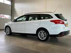 Ford Focus Wagon 1.0 EcoBoost Navi Cruise PDC NL-auto, 65 €/maand, 101 pk, Gebruikt, Euro 6