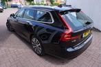 Volvo V90 2.0 B4 Momentum Pro Automaat (bj 2021), Zwart, 4 cilinders, Zwart, 1731 kg