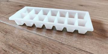 IKEA Koelkast IJsblokjesvorm - Plastic beschikbaar voor biedingen