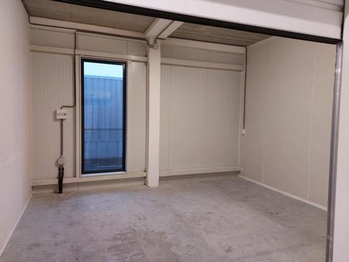Te koop: Beveiligde opslag/bedrijfsruimte 24m2 met autolift, Auto diversen, Autostallingen en Garages