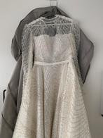 Trouwjurk S-M, Kleding | Dames, Trouwkleding en Trouwaccessoires, Ophalen of Verzenden, Gedragen, Wit, Trouwjurk