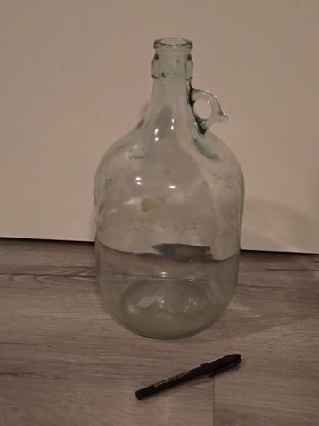 Glazen Fles / Kruik met Handvat beschikbaar voor biedingen