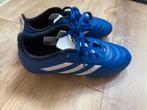 Voetbalschoenen adidas maat 35 1/2, Sport en Fitness, Voetbal, Ophalen, Gebruikt, Maat XS of kleiner, Schoenen