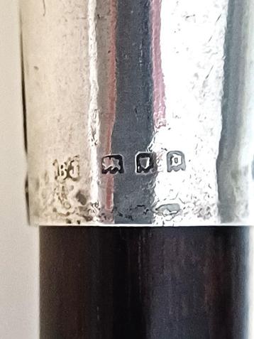 antieke wandelstok, knop sterling zilver, London 1919 beschikbaar voor biedingen
