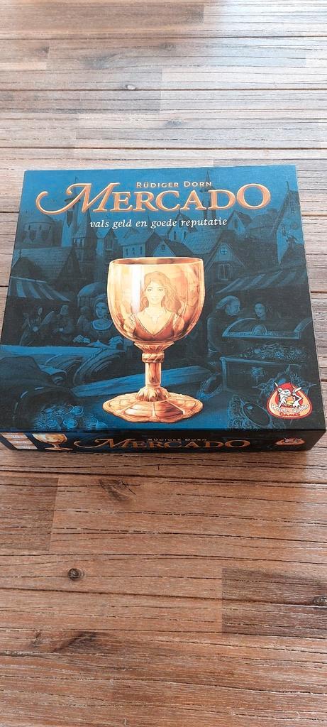 Mercado white goblin games, Hobby en Vrije tijd, Gezelschapsspellen | Bordspellen, Zo goed als nieuw, Ophalen of Verzenden