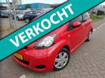 Toyota Aygo 1.0-12V Comfort, Auto's, Voorwielaandrijving, Stof, Gebruikt, Zwart