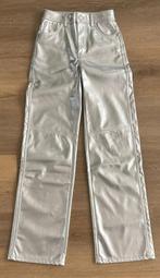 Bershka zilveren broek maat XS, Overige kleuren, Maat 34 (XS) of kleiner, Lang, Gedragen
