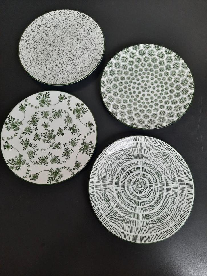 4 Ikea Ontbijtbordjes - Groen Gedecoreerd, Huis en Inrichting, Keuken | Servies, Zo goed als nieuw, Bord(en), Overige stijlen