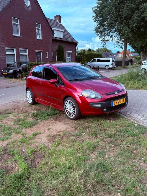 Fiat Punto 1.4 Multi-air 77KW 3DR 2011 Rood, Auto's, Fiat, Particulier, Punto, Benzine, B, Hatchback, Handgeschakeld, Geïmporteerd