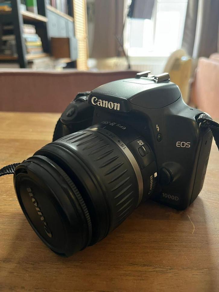 Canon EOS 1000D Spiegelreflexcamera, Audio, Tv en Foto, Fotocamera's Digitaal, Gebruikt, Spiegelreflex, Canon, Geen optische zoom