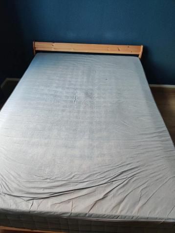 Matras gratis bedframe tien euro - afbeelding 3