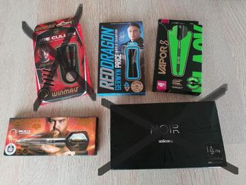 Verschillende dartsets. beschikbaar voor biedingen