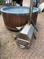Hottub gebruikt / houtgestookt / xxl / externe kachel, Tuin en Terras, Bubbelbaden en Hottubs, Ophalen, Fastfair, Trap, 7921ae