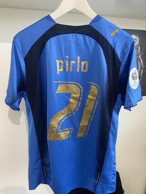 #RS008 Retro shirt Andrea Pirlo (Italië) te koop! Maat M, Sport en Fitness, Voetbal, Nieuw, Shirt, Maat M, Verzenden