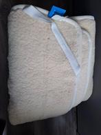 In goede staat schapenvacht, Huis en Inrichting, Ophalen, Eenpersoons, Hout