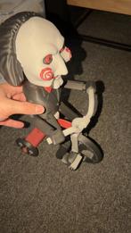 3D ontwerp : Saw : Billy , groot op fiets , klein zonder, Verzenden, Nieuw, Overige typen